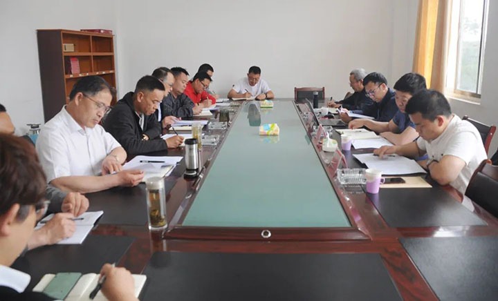 云煤（294俄罗斯专享会登录）集团总司理助理、刷新办主任陈家昆一行到陆东煤矿公司开展深化国企刷新三年行动专项督导
