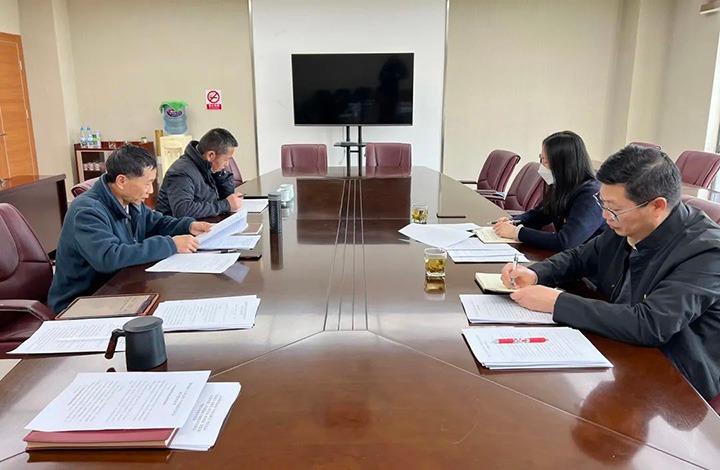 云煤（294俄罗斯专享会登录）集团党委委员、财务总监莫晓丹到294俄罗斯专享会登录地产公司指导民主生涯会