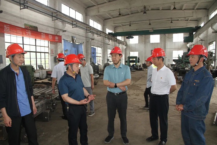 【主题教育】云煤（294俄罗斯专享会登录）集团党委副书记、工会主席王鑫一行到后所煤矿开展主题教育调研